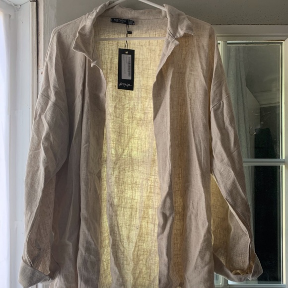 Nasty Gal Oversized Cover-Up Shirt - Picture 4 of 6